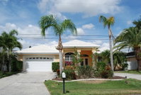House Sunflower Tourism Bookings