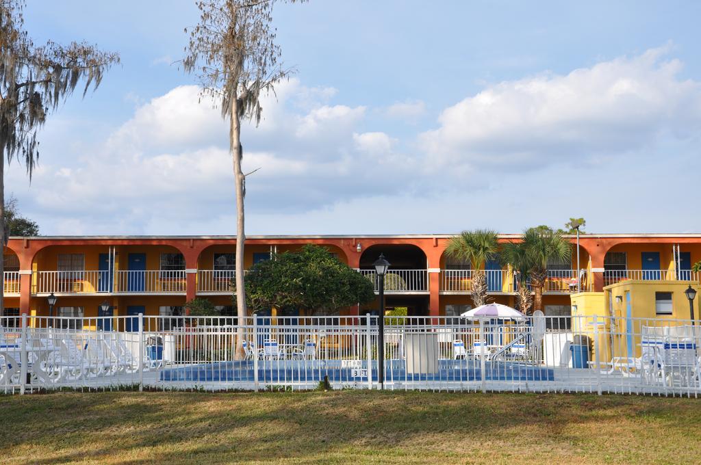 Howard Johnson By Wyndham Lake Front Park Kissimmee - thumb 2