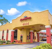 Howard Johnson by Wyndham Lake Front Park Kissimmee - USA Accommodation