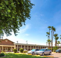 Howard Johnson by Wyndham Scottsdale Old Town - USA Accommodation