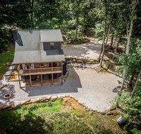 Huckleberry Cabin Rental - USA Accommodation