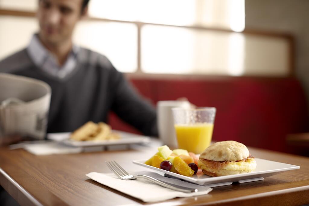 Hyatt Place Tempe Phoenix Airport - thumb 1