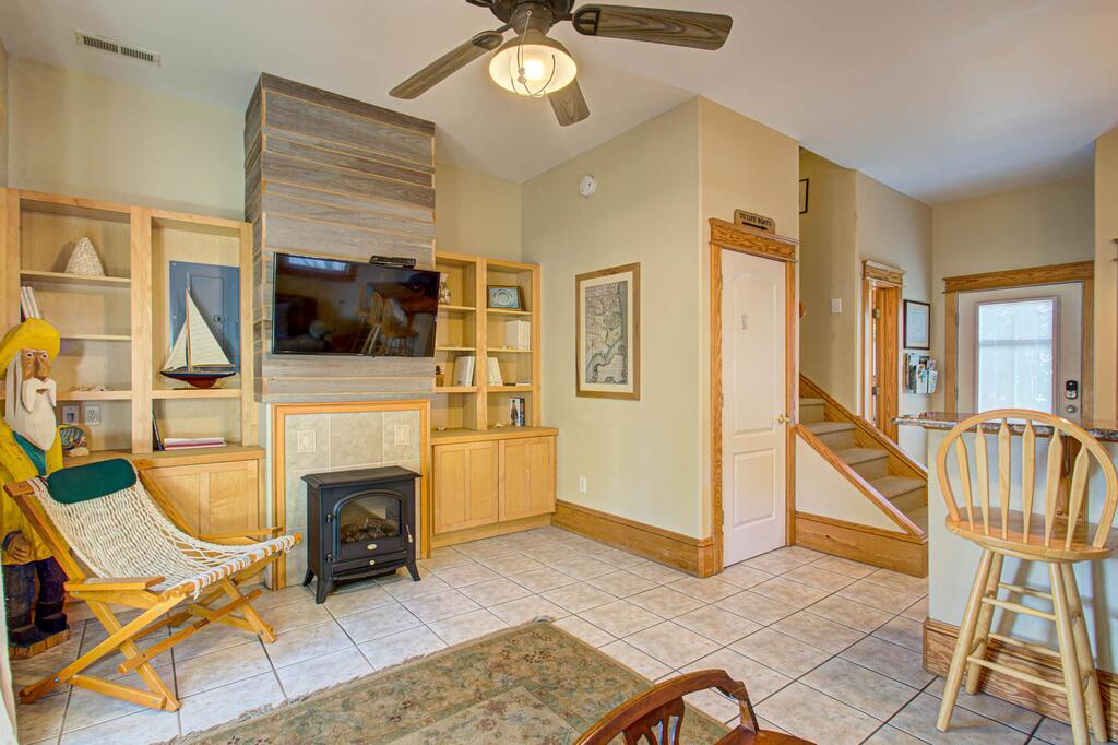 IC1 - Little Lifeboat House - thumb 3