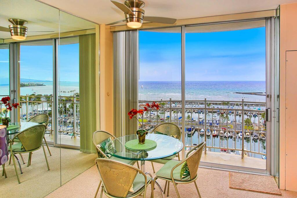 Ilikai Marina 1792 - thumb 1