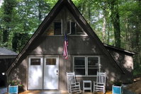 In town Highlands NC Chalet Tourism Bookings