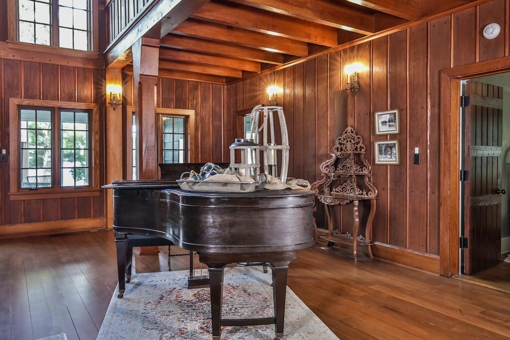 Indian Point Manor - Hiller Vacation Homes Estate - thumb 2