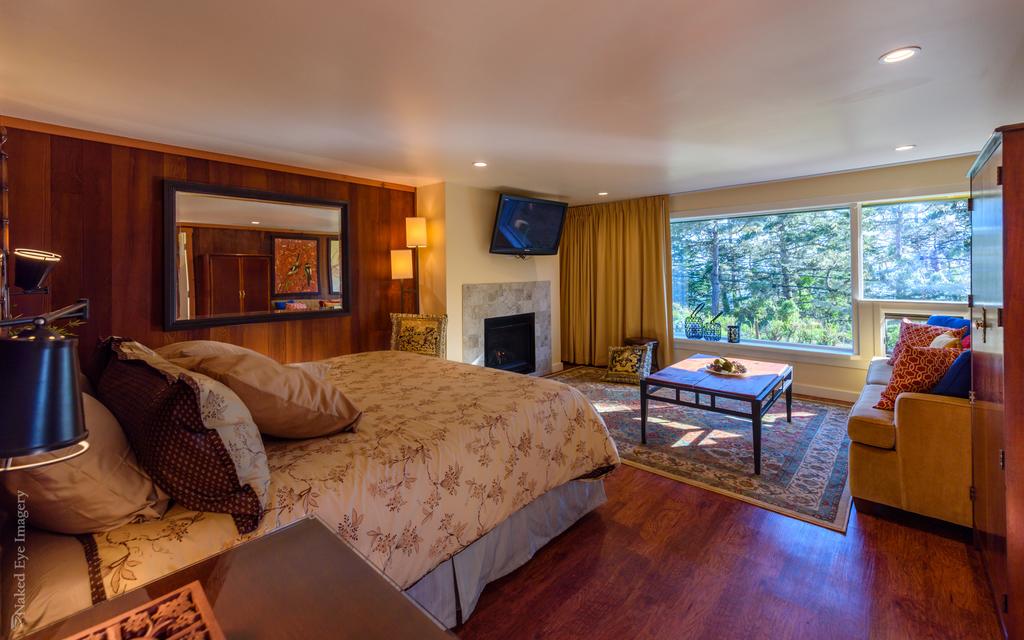 Inn At Buckhorn Cove - thumb 1