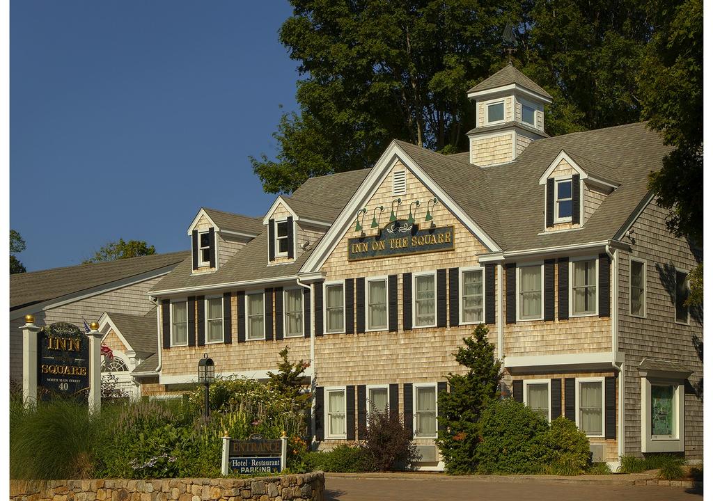 Inn On The Square - thumb 1