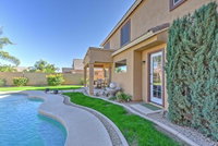 Inviting Surprise Home with Private Pool Near Golf Tourism Bookings