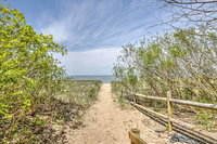 Inviting Union Pier Home with Hot Tub-Walk to Beach USA Accommodation