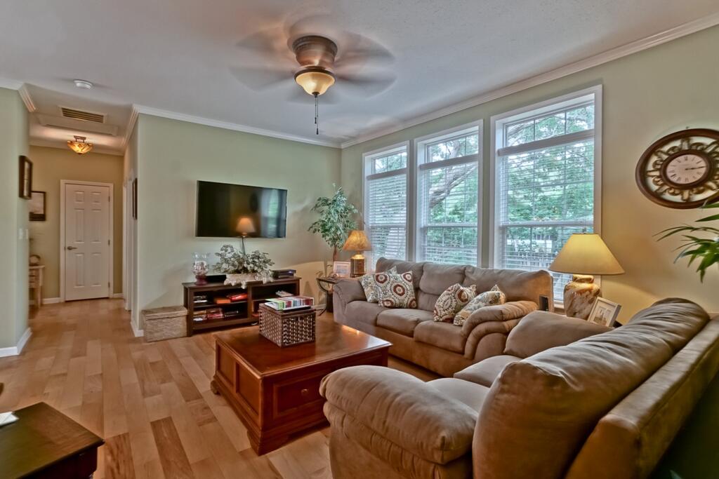 Island Arbors - thumb 3