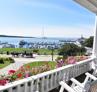 Island House Hotel - USA Accommodation