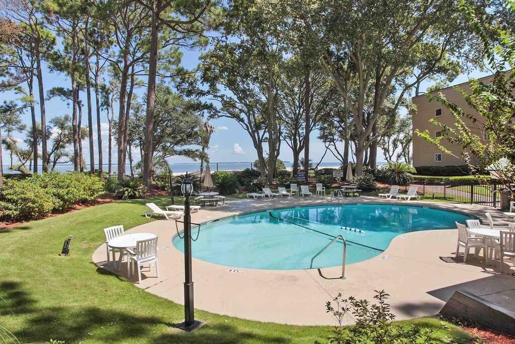 J's BeachTime Villa - 3 Pools, Tennis, Playground Condo - thumb 3
