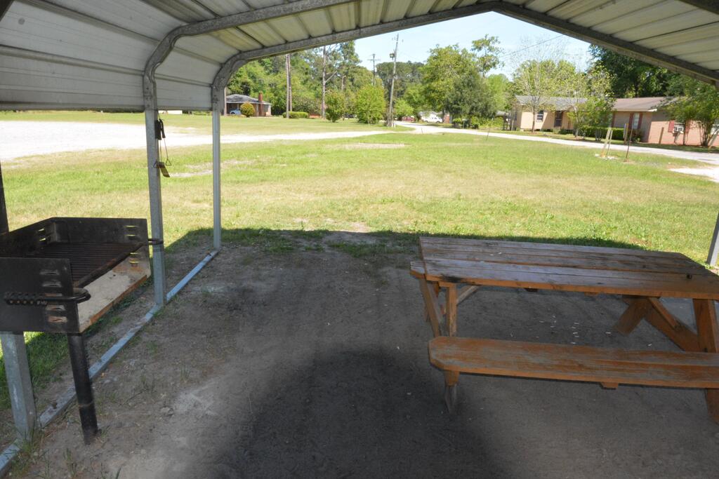 Jameson Inn And Suites Hazelhurst - thumb 2