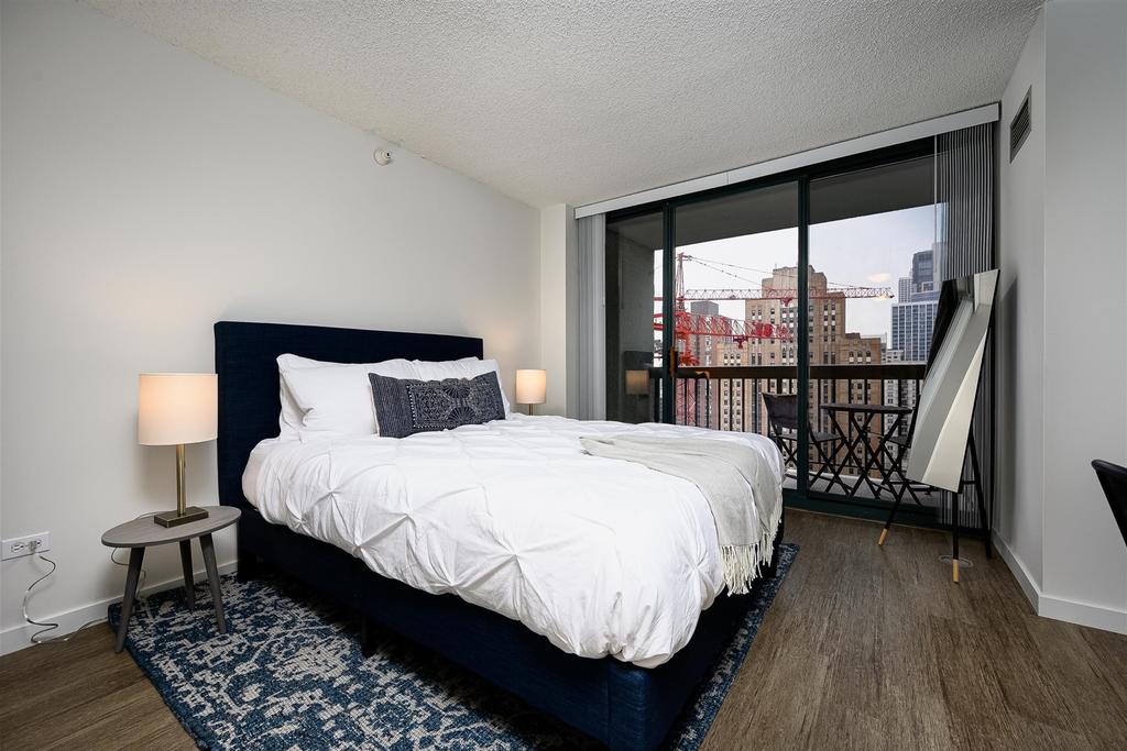 Kasa Chicago River North Apartments - thumb 2