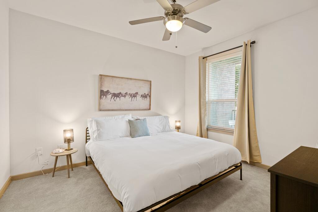 Kasa Dallas Medical District Apartments - thumb 1