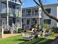 Book Kilmarnock Hotels, USA Accommodation USA Accommodation