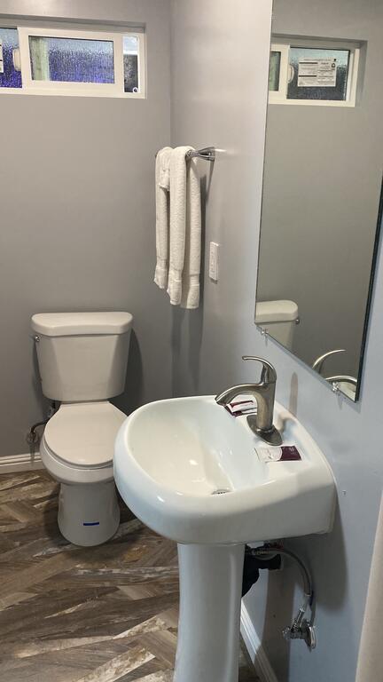 La Perla Motel - thumb 3