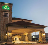 La Quinta by Wyndham Dallas Grand Prairie South - Tourism Bookings