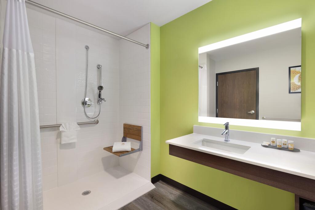 La Quinta Inn & Suites By Wyndham Braselton - thumb 3