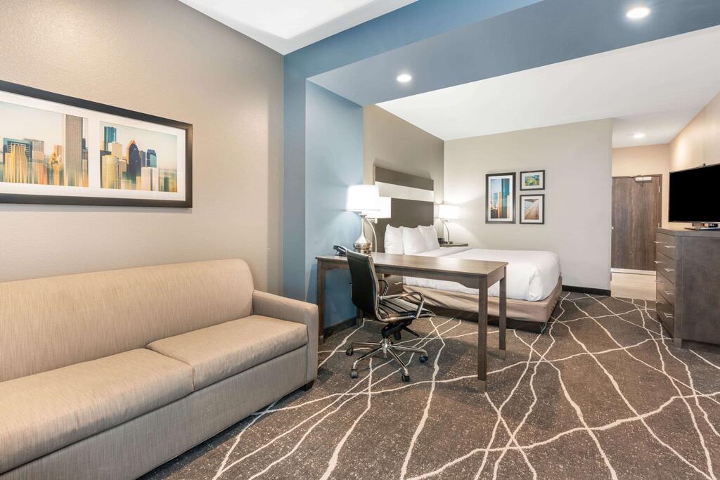 La Quinta Inn And Suites By Wyndham Houston Spring South - thumb 1