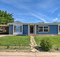 La Verkin Home with Yard Covered Patio  Grill - USA Accommodation