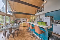 Lake Arrowhead A-Frame House with Private Hot Tub Tourism Bookings