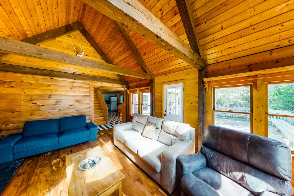 Lake Eden Escape - thumb 3