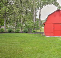 Lake Erie Apt with Fire Pit - 30 mi to Cedar Point! - Tourism Bookings