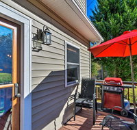 Lake Glenville Cabin with Boat Dock Kayaks and Views - USA Accommodation