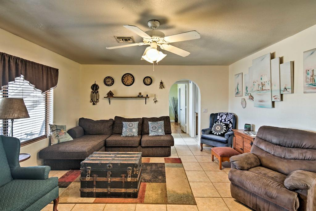 Lake Havasu Family Retreat With Private Pool & Spa! - thumb 2