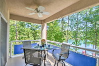 Lake Keowee Condo with Views  Pools  Marina USA Accommodation
