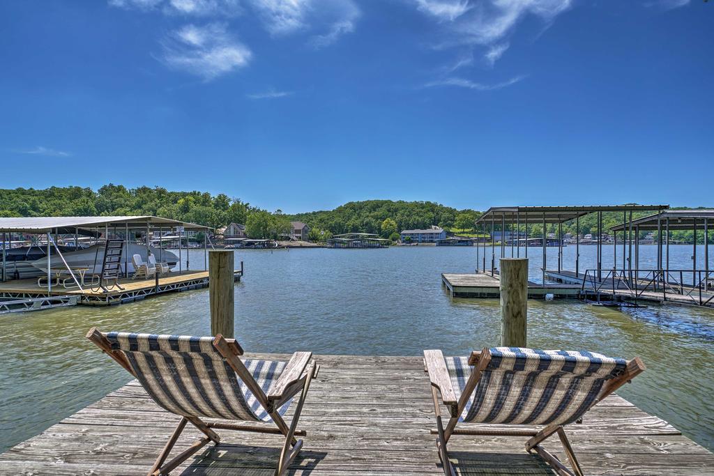 Lake Of The Ozarks Home With Game Room, BBQ And Dock! - thumb 0