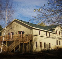 Lake Orchard Farm Retreat - USA Accommodation