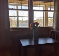 Lake Shore Farm Inn - USA Accommodation