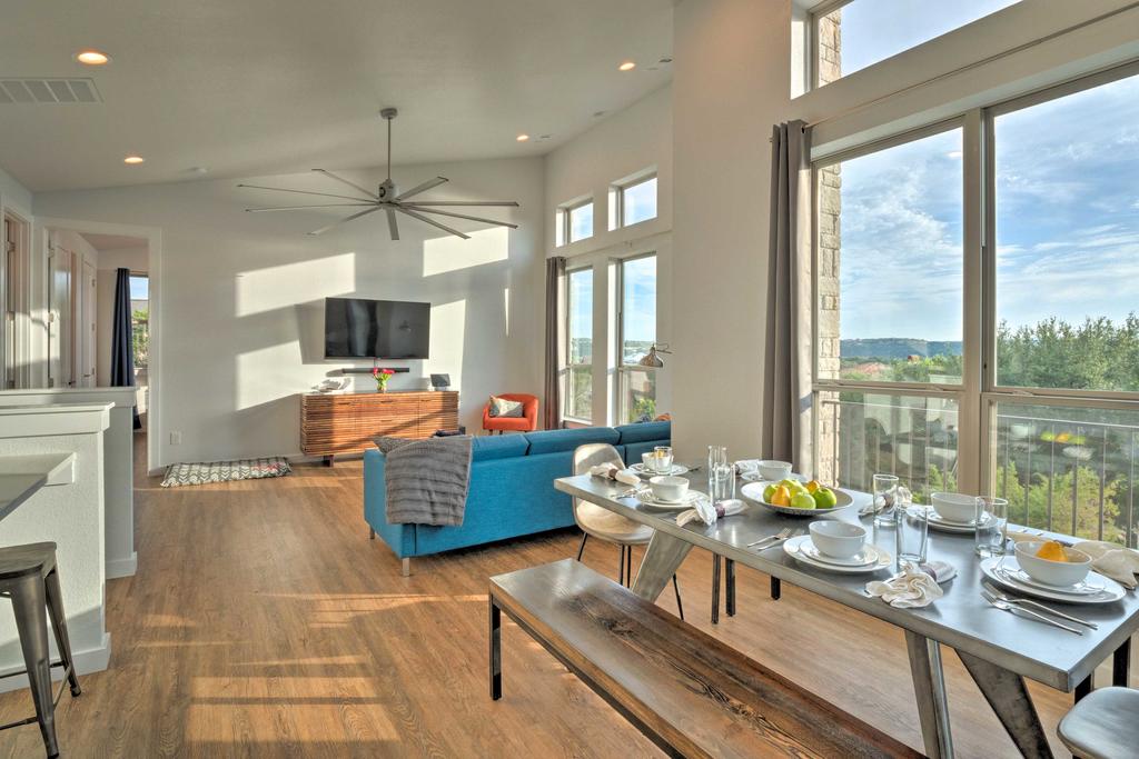 Lake Travis Home With Views & Boat Launch Access! - thumb 1