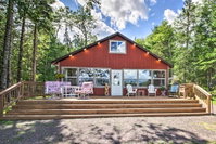 Lakefront Cabin with Fire Pit - Fish Hunt Snowmobile Tourism Bookings