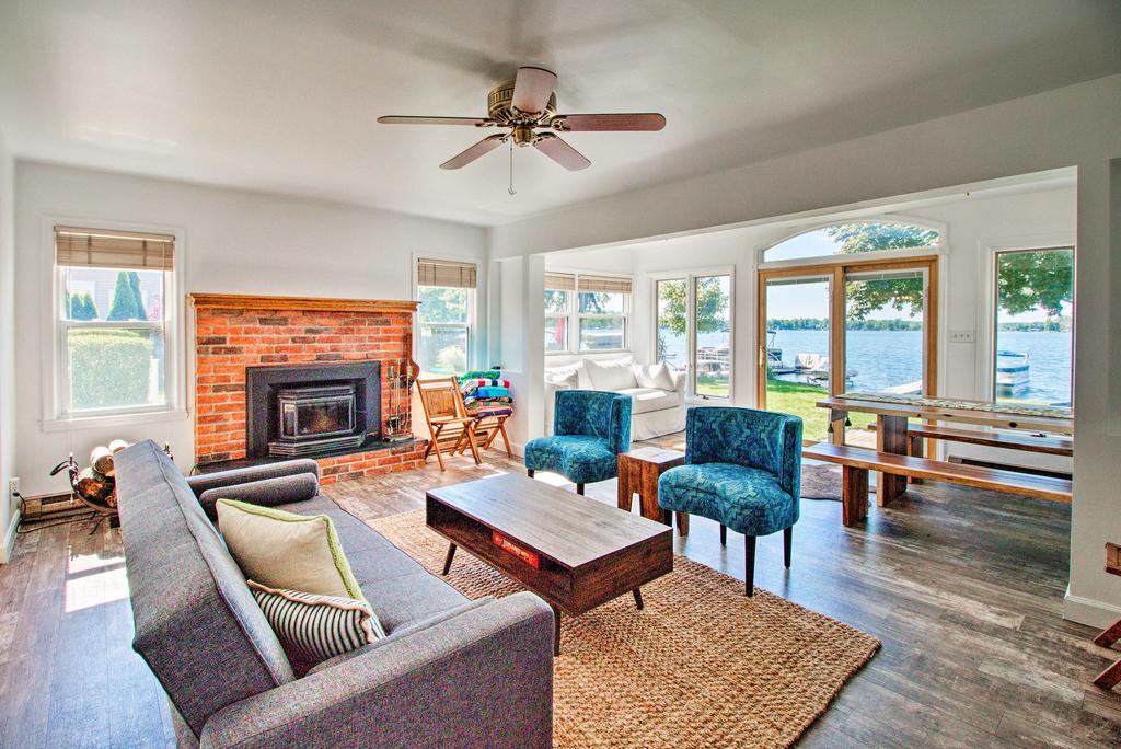 Lakefront Chelsea Home With Dock, Kayaks & Patio - thumb 1