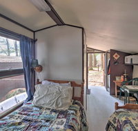 Lakefront Hartford Cabin with Canoe and Boat Ramp - Accommodation Taipei