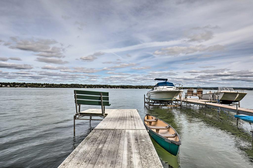 Lakefront Seneca Falls Home With Dock And Fire Pit - thumb 3