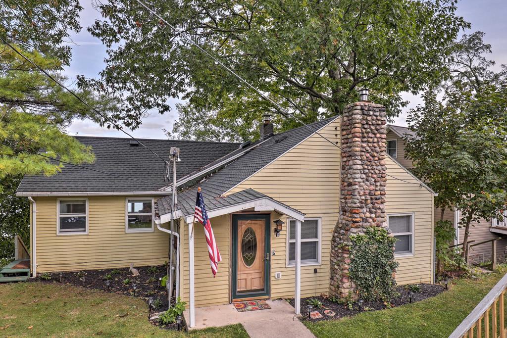Lakefront Seneca Falls Home With Dock And Fire Pit - thumb 1