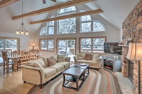 Lakeside Camelot Chalet 3 Mi to Jack Frost Skiing Tourism Bookings