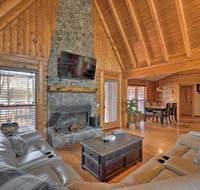 Lakeside Group Retreat with Private Beach  Dock - Tourism Bookings