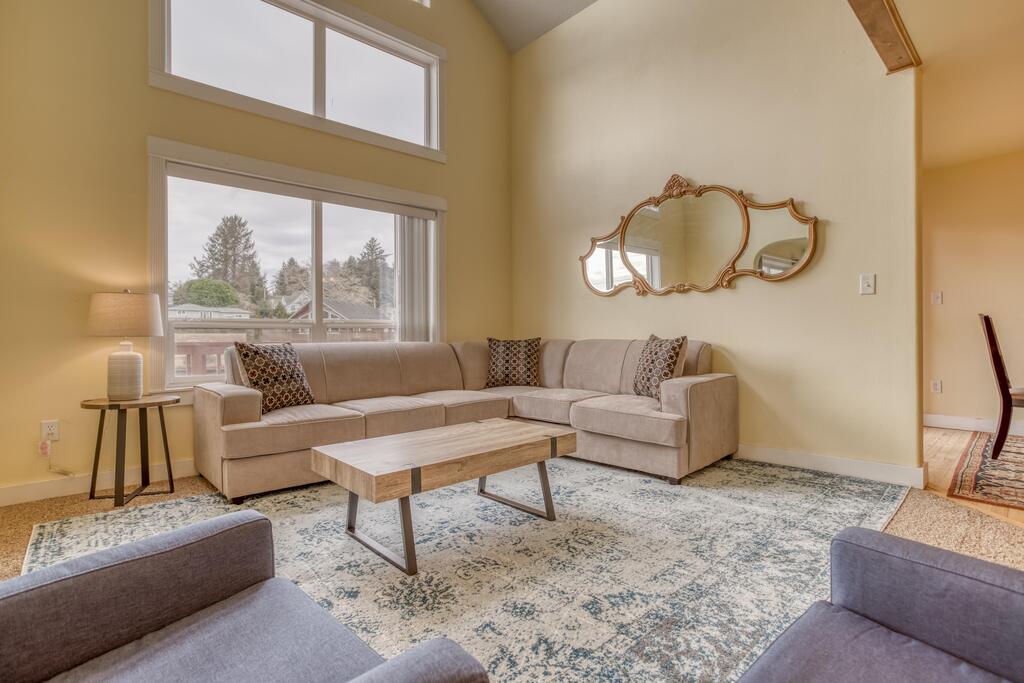 Lakeside Landing - thumb 1