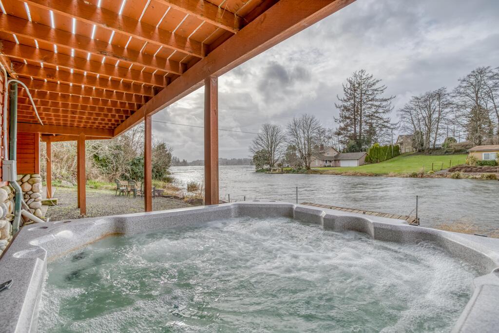 Lakeside Landing - thumb 0