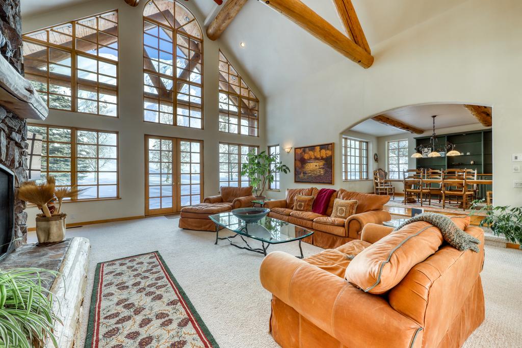 Lane Ranch Mountain Retreat - thumb 2