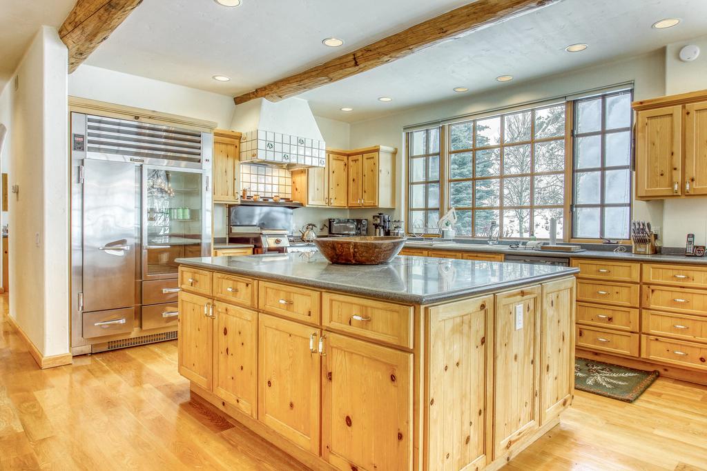 Lane Ranch Mountain Retreat - thumb 3