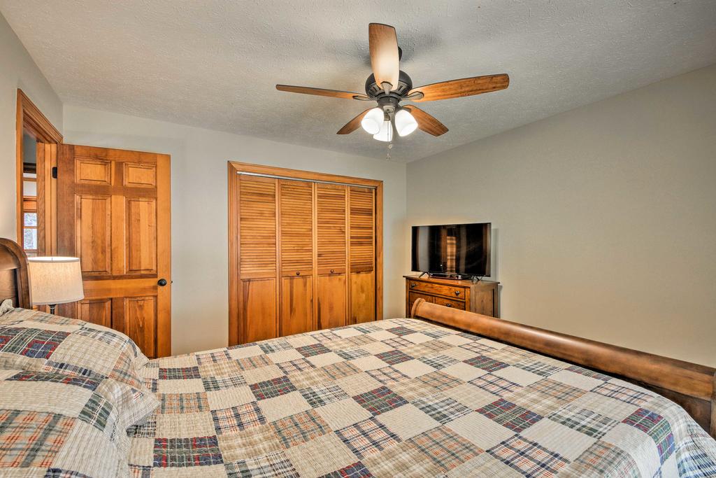 Large Dahlonega Home, Ideal For Family Gatherings! - thumb 0