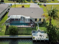 Large gorgeous 3/3 waterfront house with pool and dock and boats and fishing rod Tourism Bookings