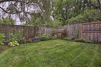 Large Salem Townhome Close to Wineries and Parks USA Accommodation